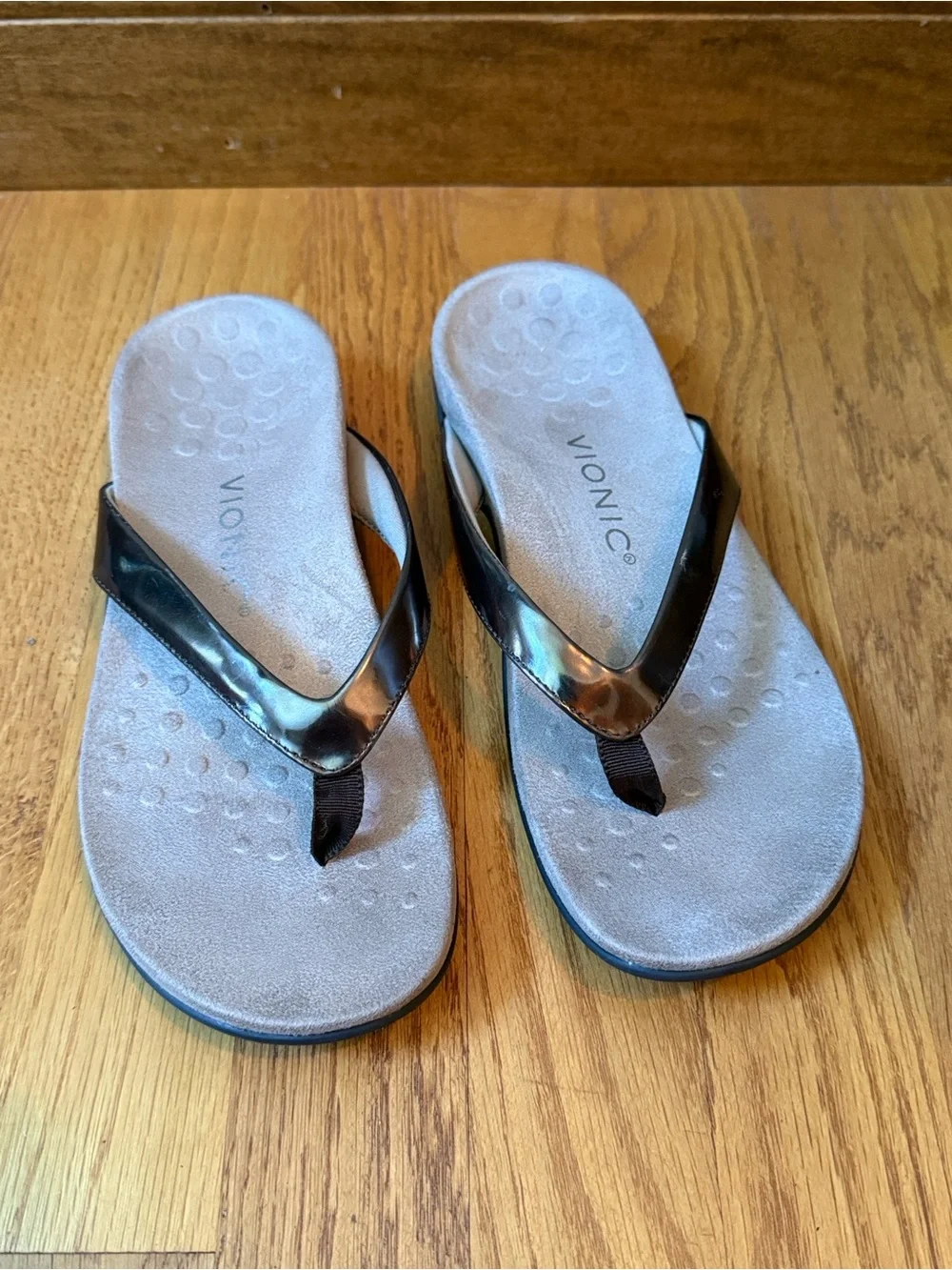 Vionic Dillon Metallic Pewter Orthotic Sandals Women’s Size 6.5 - Picture 1 of 11
